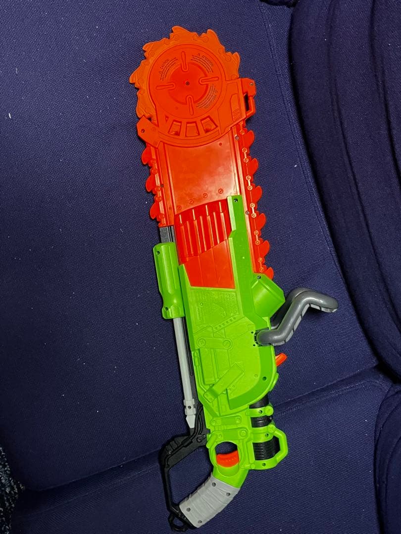 ナーフ　ゾンビストライク　NERF ブレインソー チェーンソー