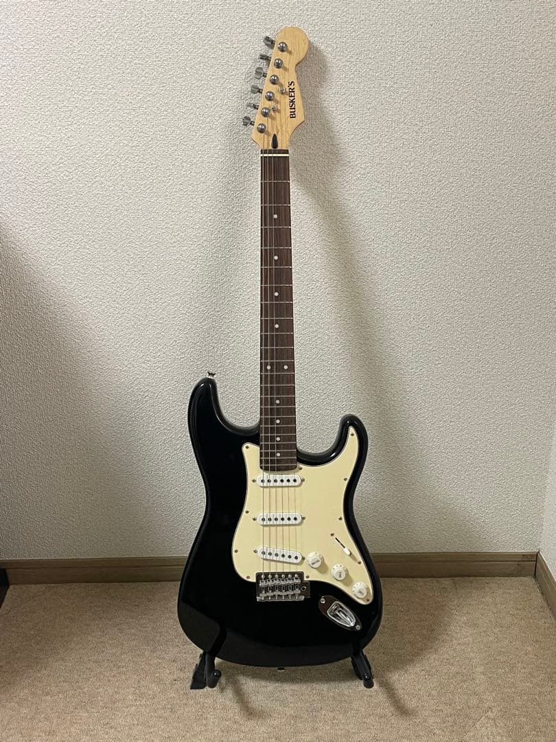 【美品】ブラック ストラトキャスタータイプ エレキギター