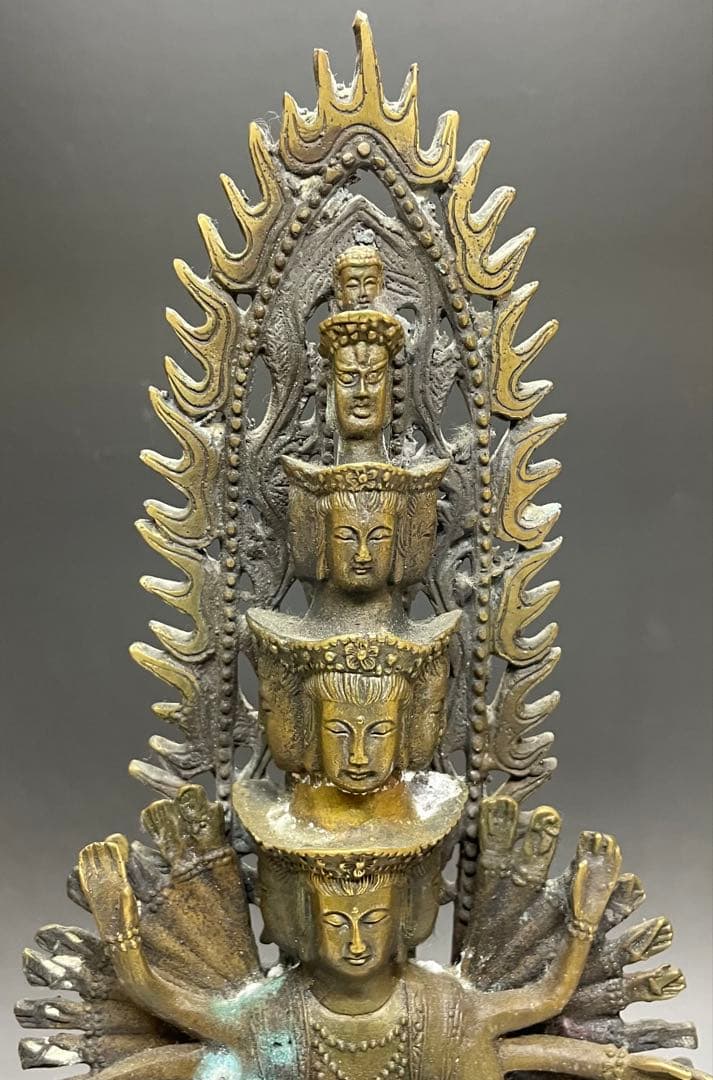 十一面千手千眼観世音菩薩　黄銅　病気平癒　災難除け　延命長寿　C2994