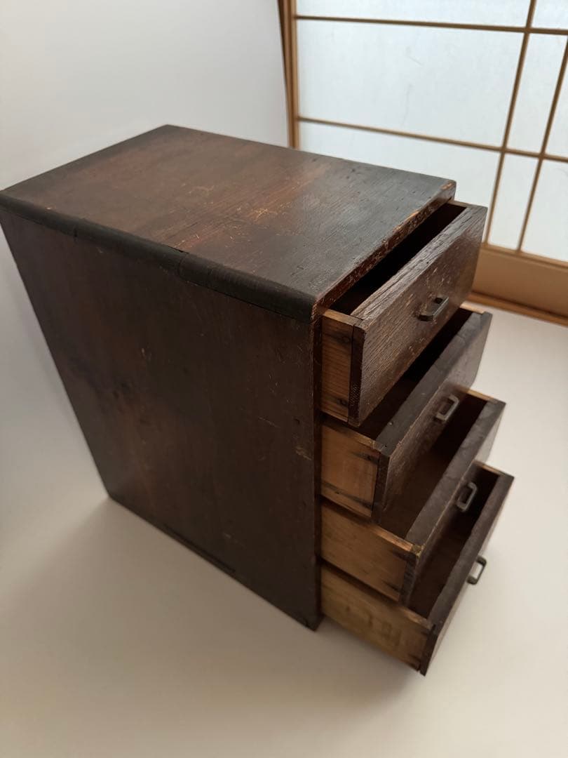 レトロな家具　引き出し　木製棚　古道具