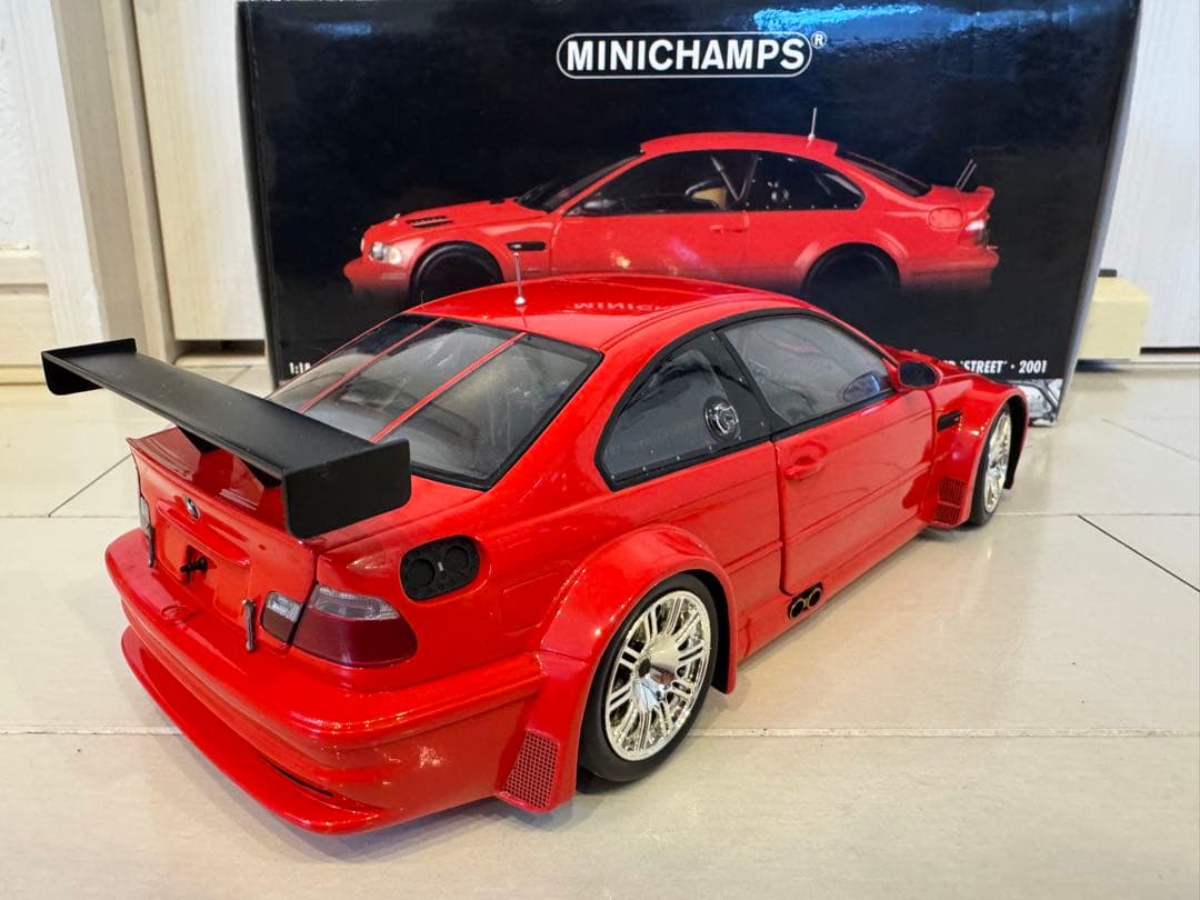 BMW M3 GTR Street E46ミニカー ミニチャンプス PMA 18