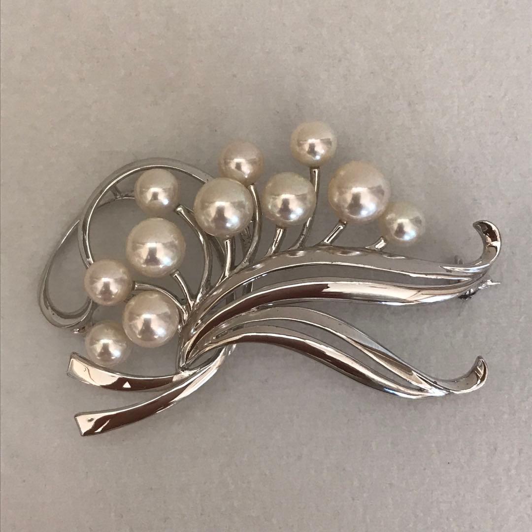 【特価！】MIKIMOTO 華やか　ゴージャス　AKOYA ブローチ