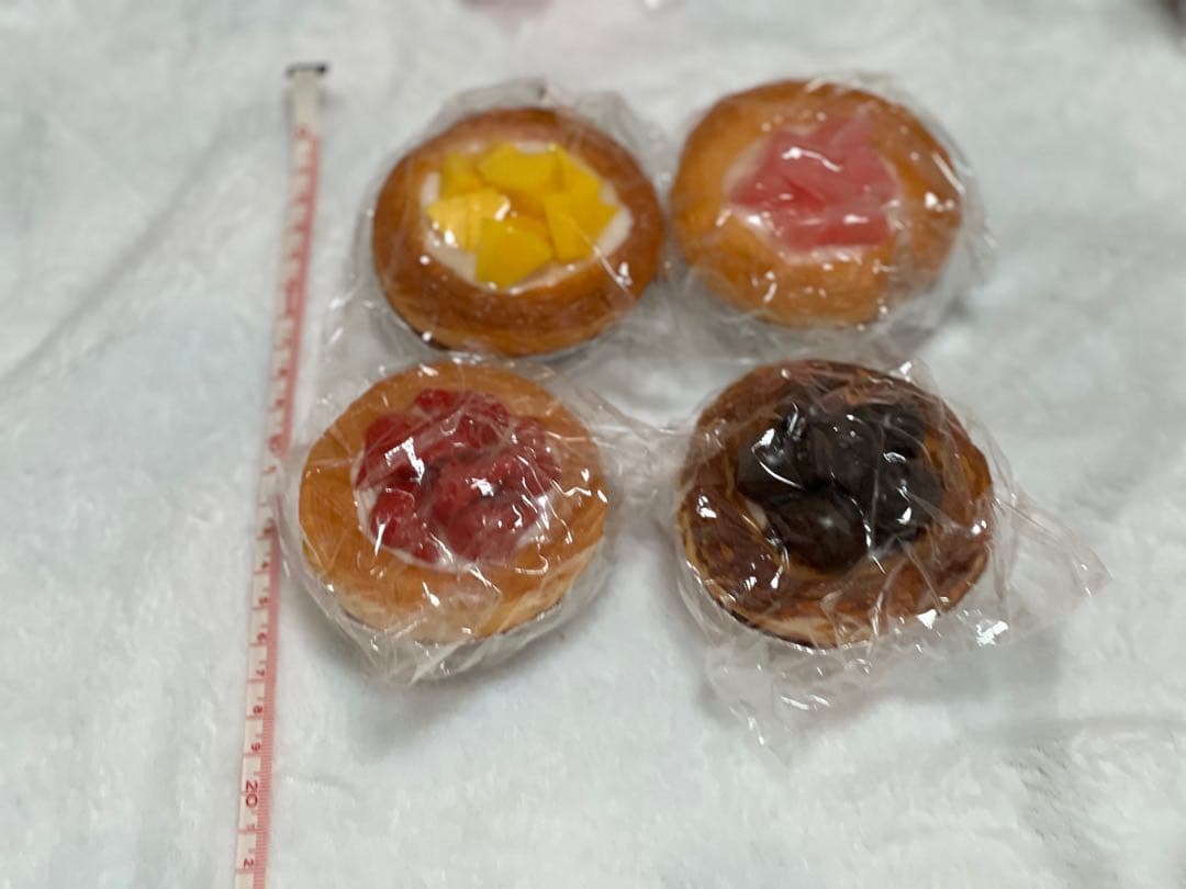 【新品】スポンジスクイーズ　ケーキ　食品サンプル　磁石　ミニチュア　16個セット