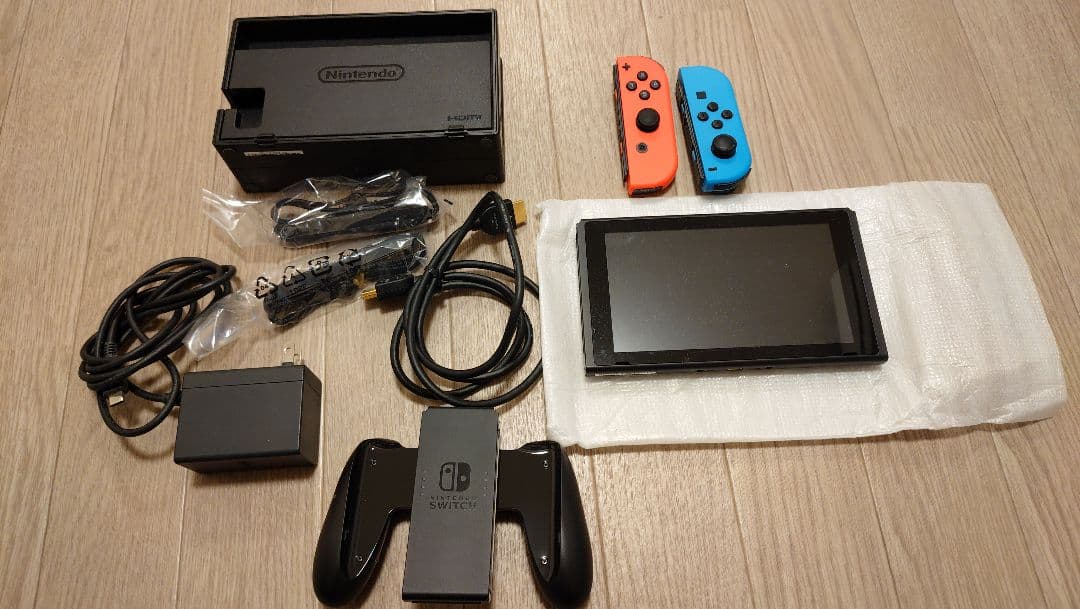 Nintendo Switch 本体 　純正SDカード256GBカード付