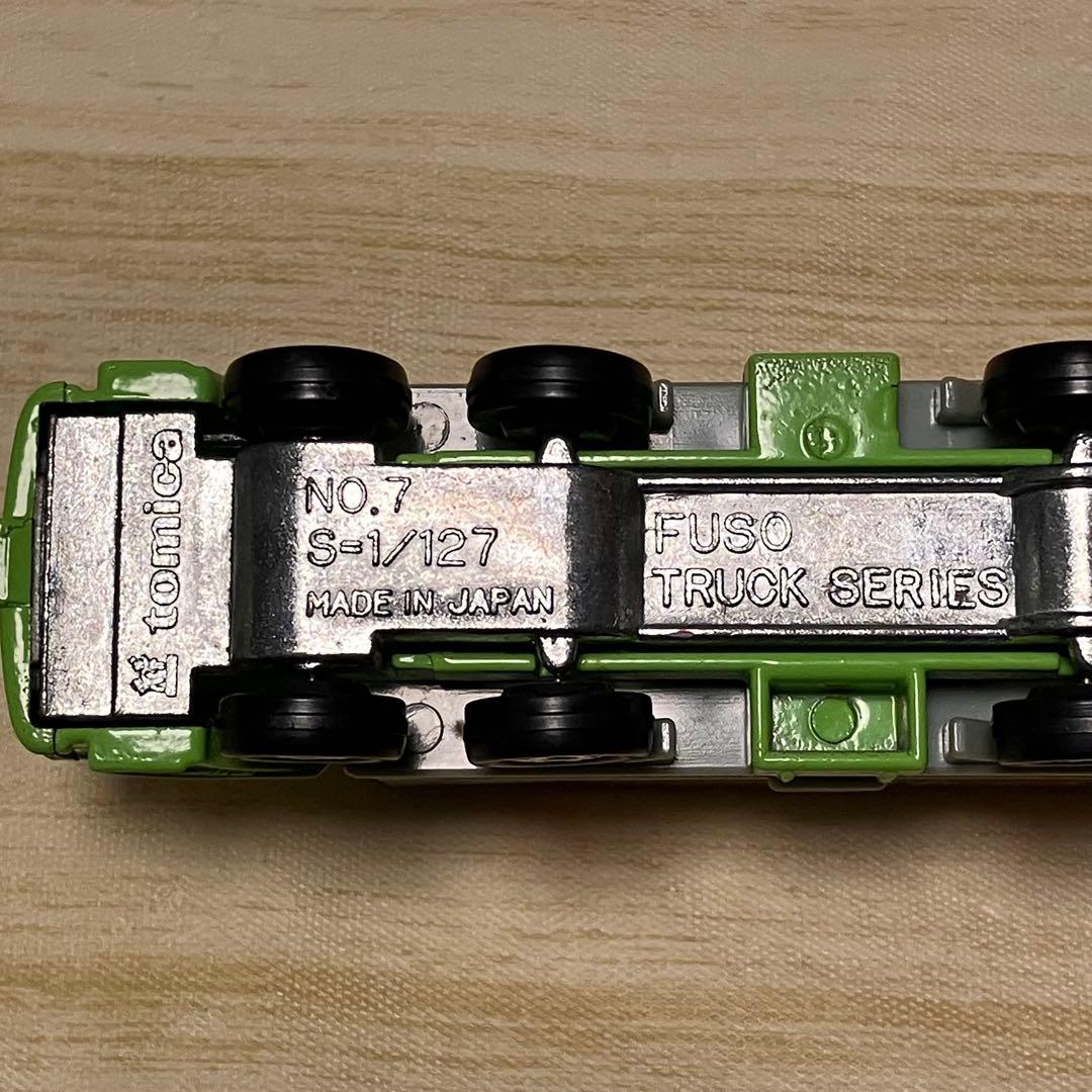 トミカ ふそうトラック デンター T ライオン No.7 1/127