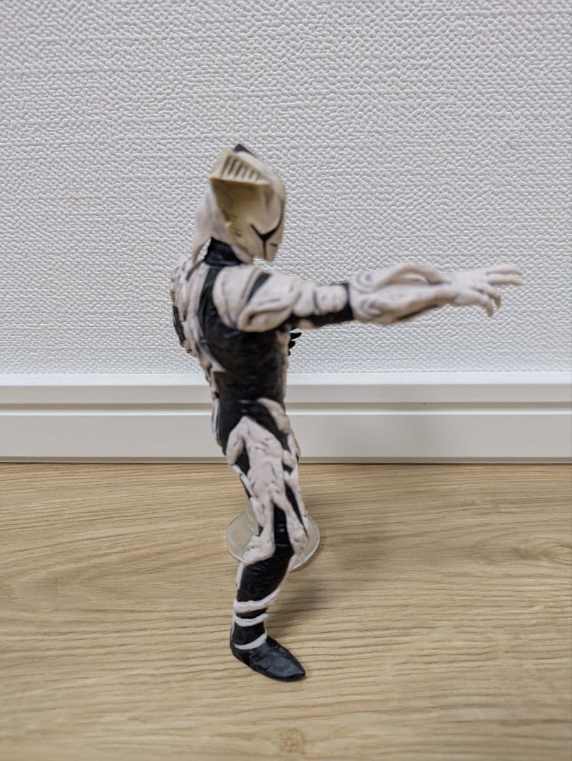 アルティメットルミナス イーヴィルティガ/キリエロイド