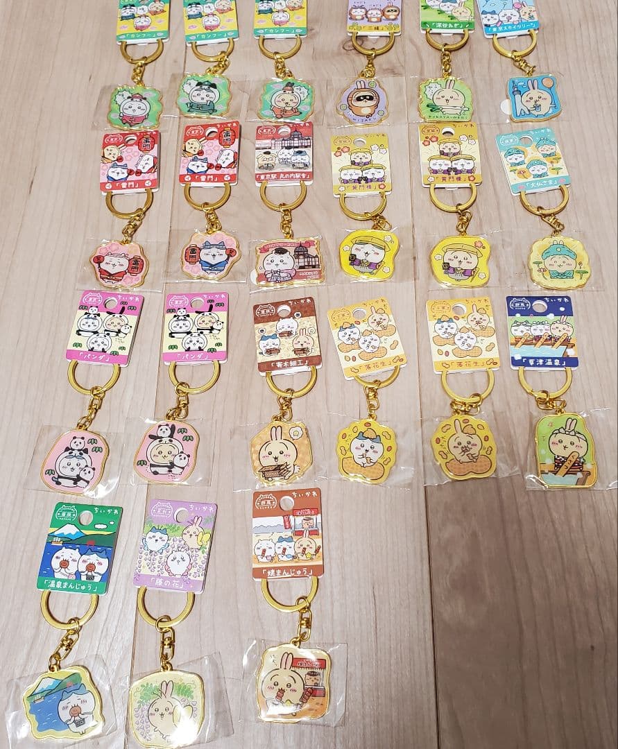 ちいかわハチワレうさぎご当地キーホルダー　136個　まとめ売り