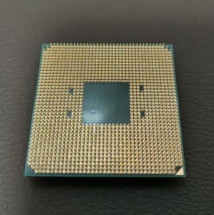 AMD Ryzen 7 5800X3D とMSIマザーボードとメモリセットで