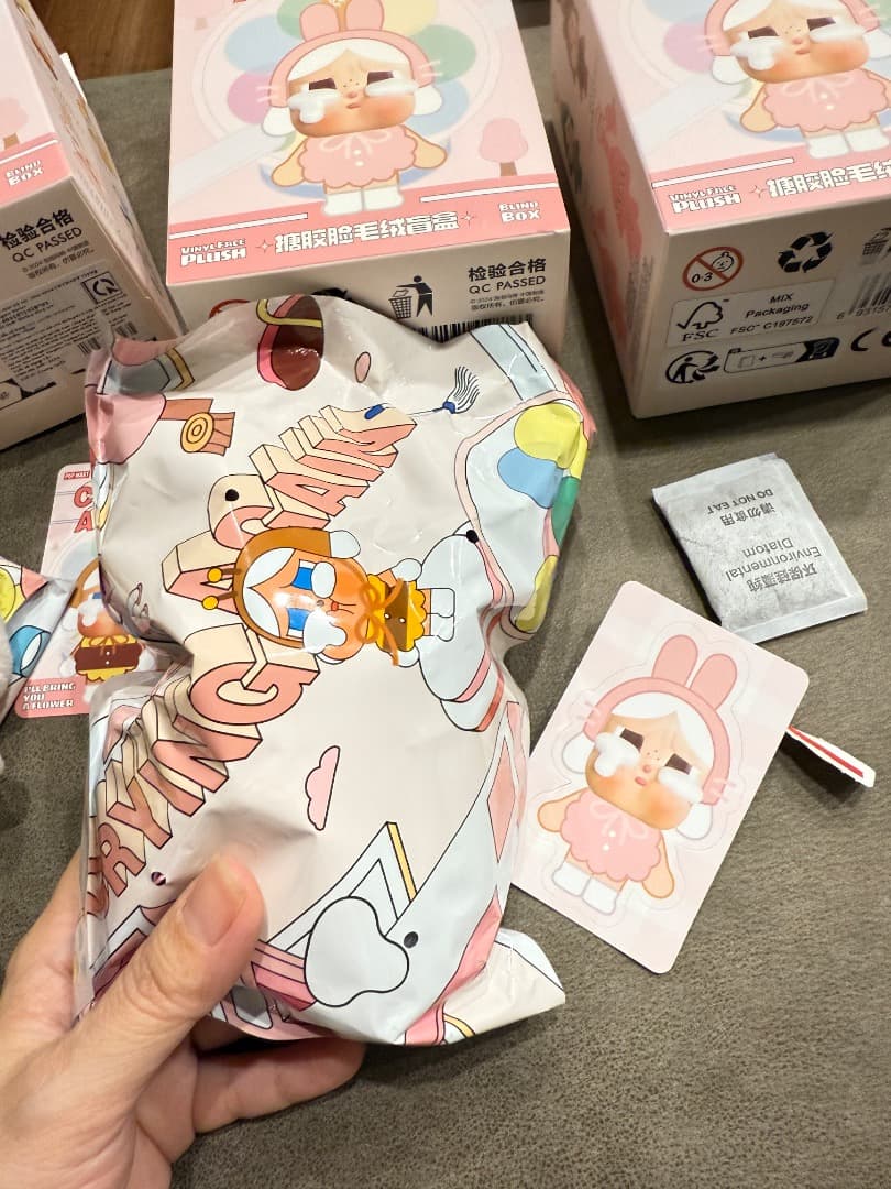 Crying Again ぬいぐるみ3体セットbee, rabit ,blind