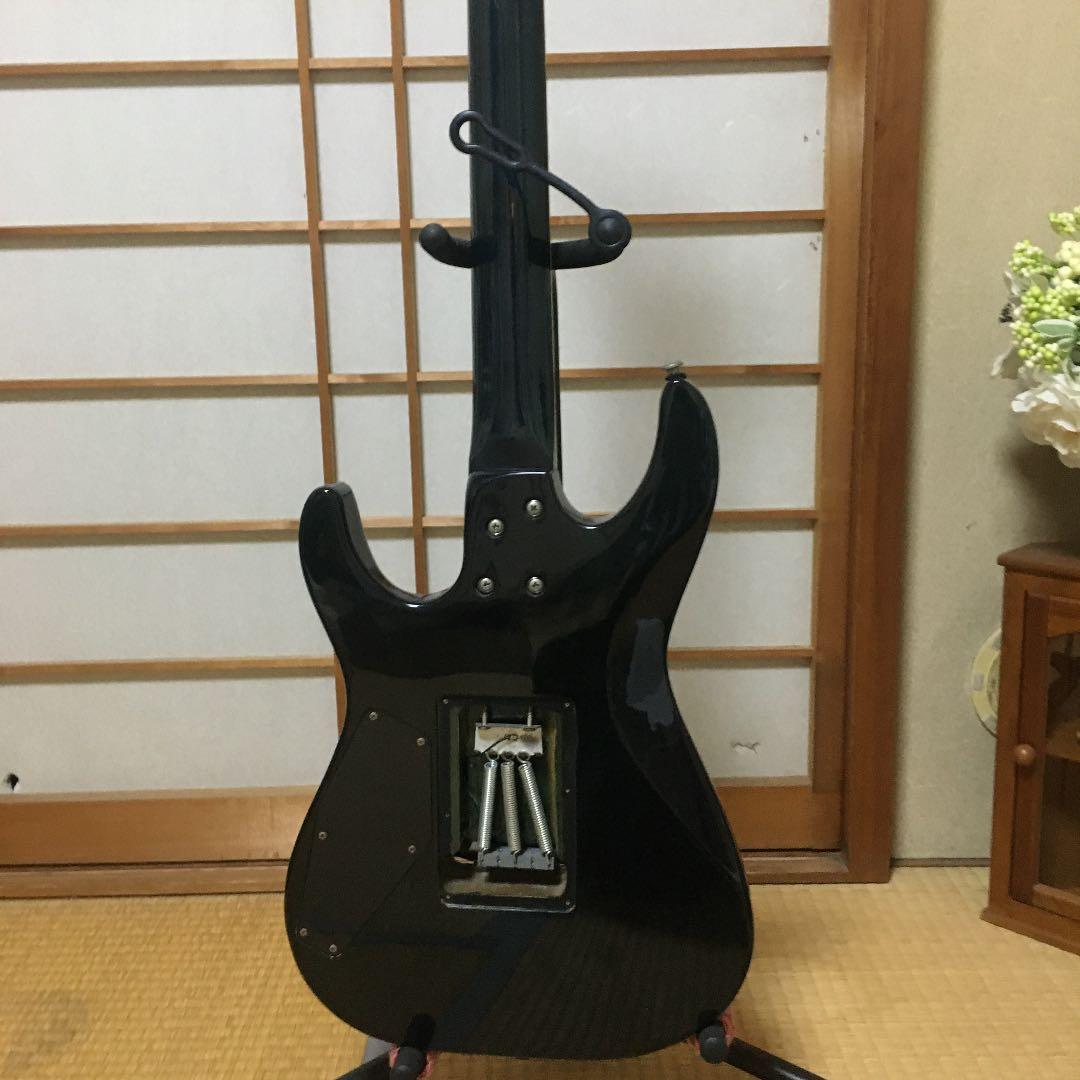 【希少】【引取か着払いで値引きあり】グラスルーツ　エレキギター