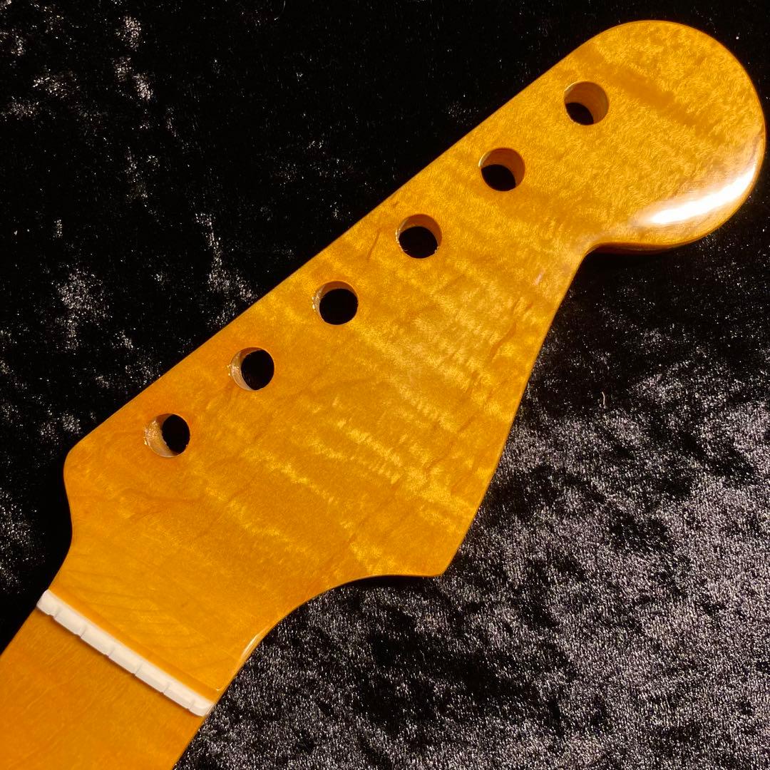 カナダ産フレイムメイプル　エレキギターネック　ストラトキャスター　ヴィンテージ