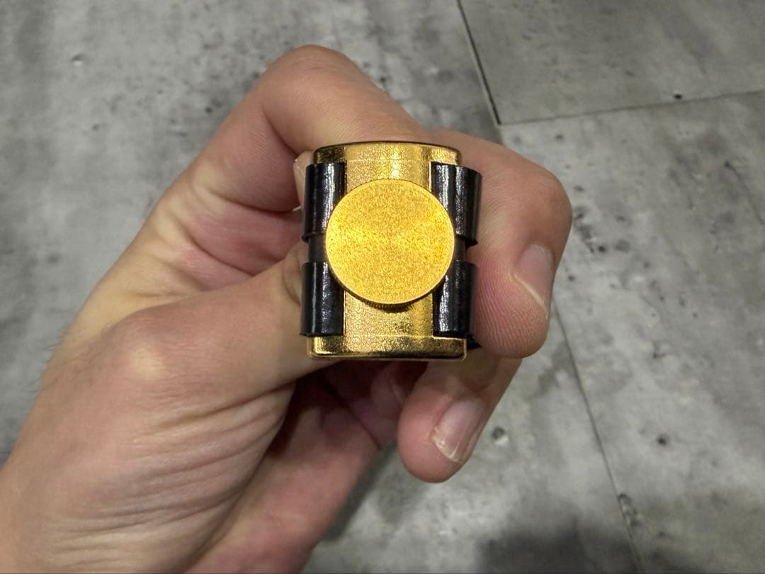 GF-MAXIMA　テナーサックス用リガチャー　Gold Line