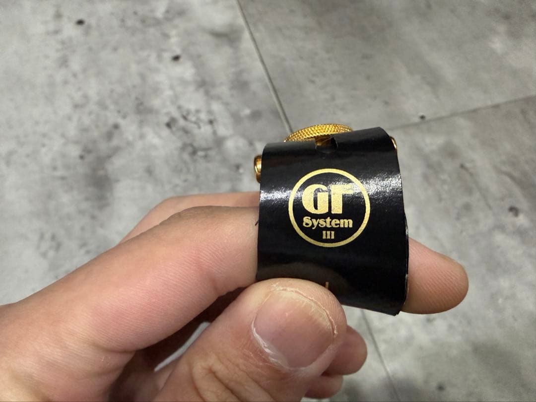 GF-MAXIMA　テナーサックス用リガチャー　Gold Line