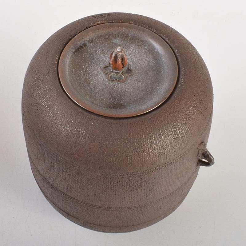 茶道具　釜師　畠春斎作　立俵釜　鉄釜　共箱　M　6614C
