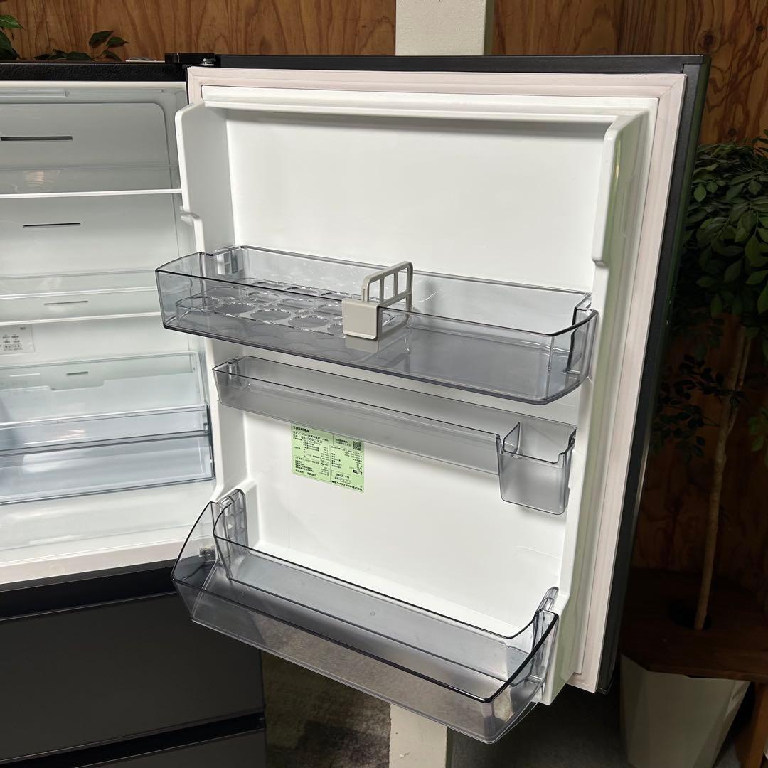 都内23区送料無料❗️ TOSHIBA GR-U33SC (KZ) 3ドア冷蔵庫✨