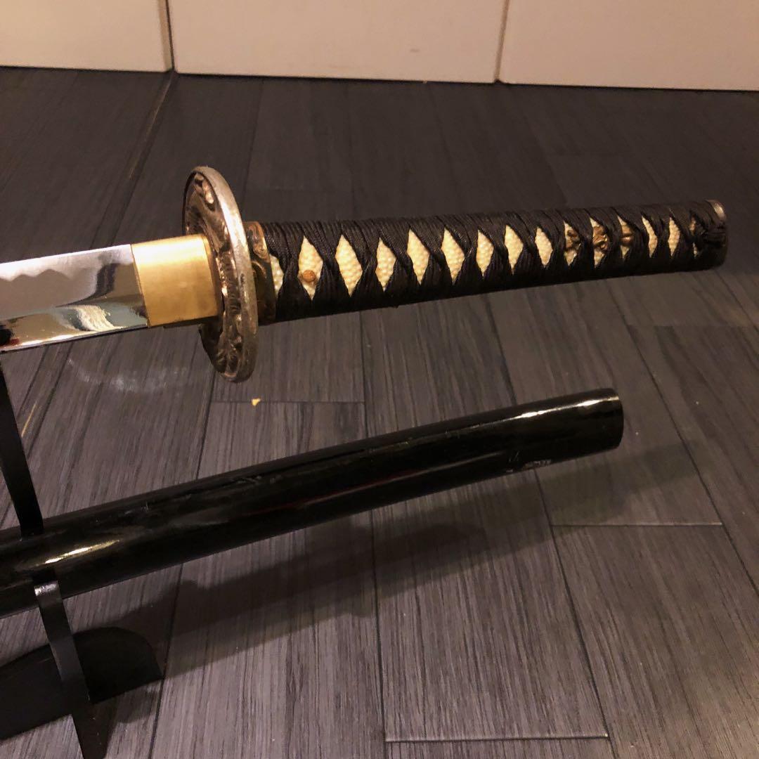 高級模造刀　黒拵え　居合刀　太刀　本格模造刀