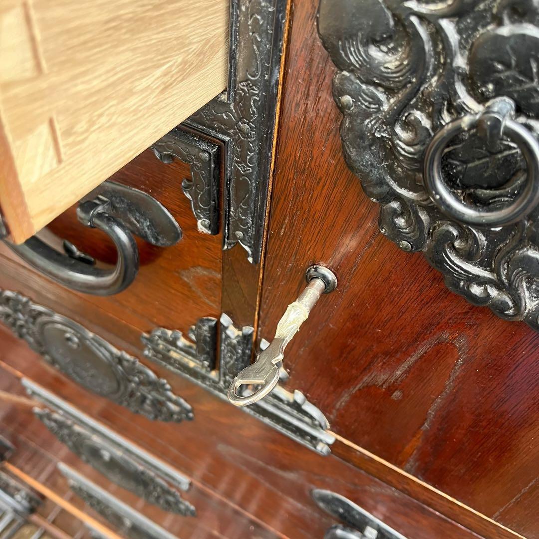 引き取り限定✨　和箪笥 時代箪笥 箪笥 収納家具 和家具 装飾金具　鍵付き