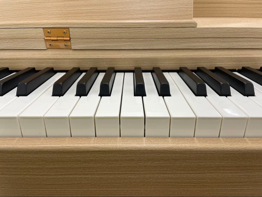 電子ピアノ88鍵盤　ハンマーアクション鍵盤　オークベージュ