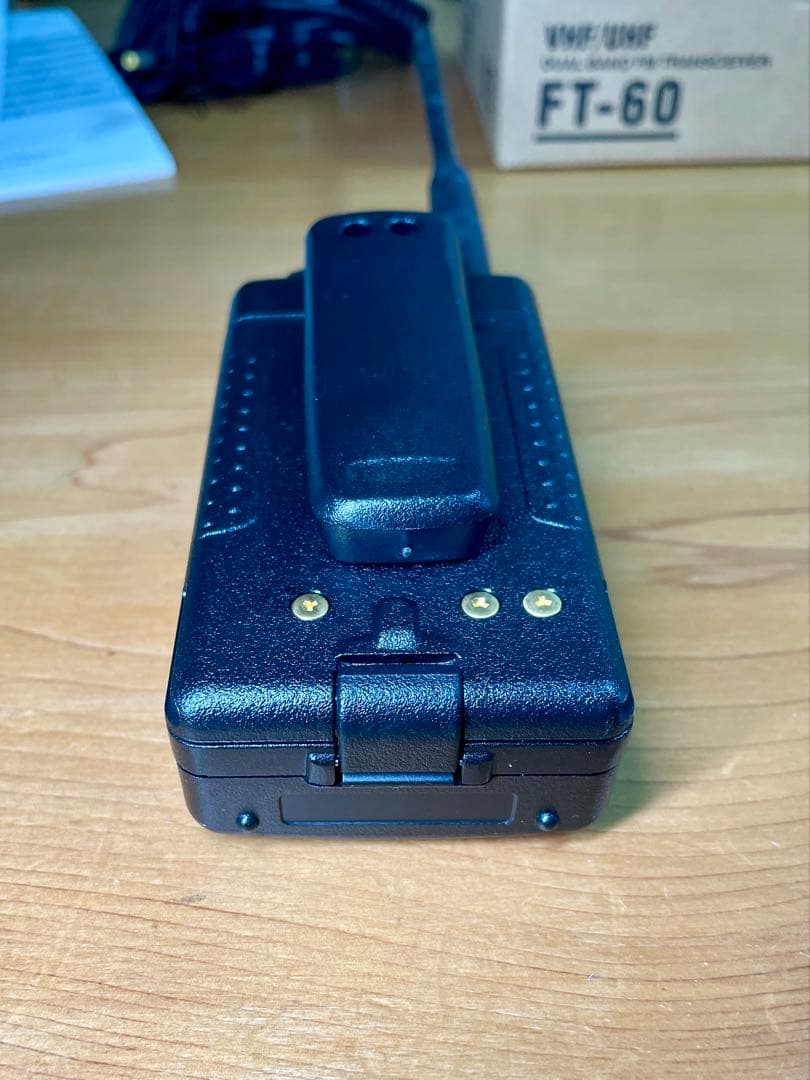 F*a様 STANDARD FT-60 トランシーバー