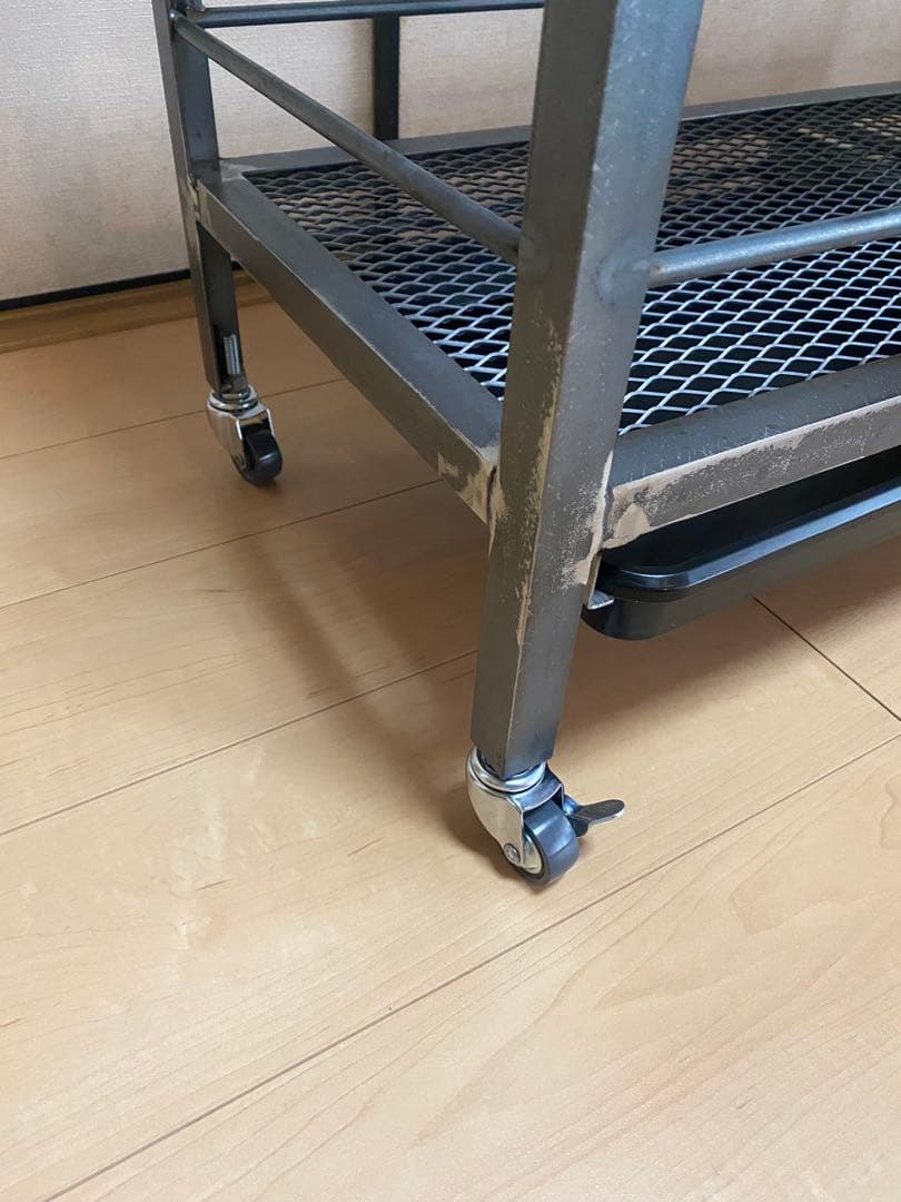 アイアンシェルフ　アイアンラック　スチールラック　多肉植物　アガベ