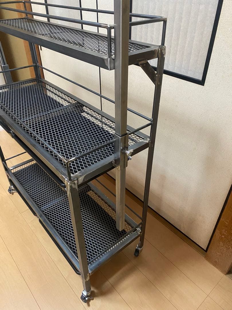 アイアンシェルフ　アイアンラック　スチールラック　多肉植物　アガベ