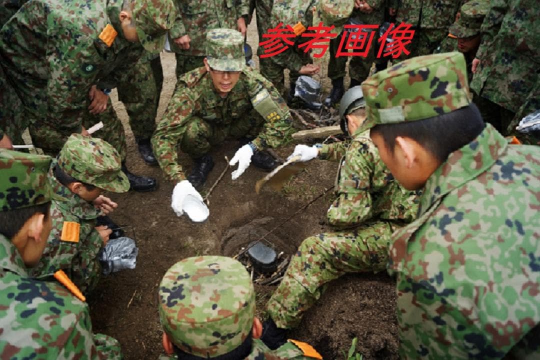 E*.様 自衛隊　本物　戦闘飯盒　Ⅱ型　 はんごう 91年