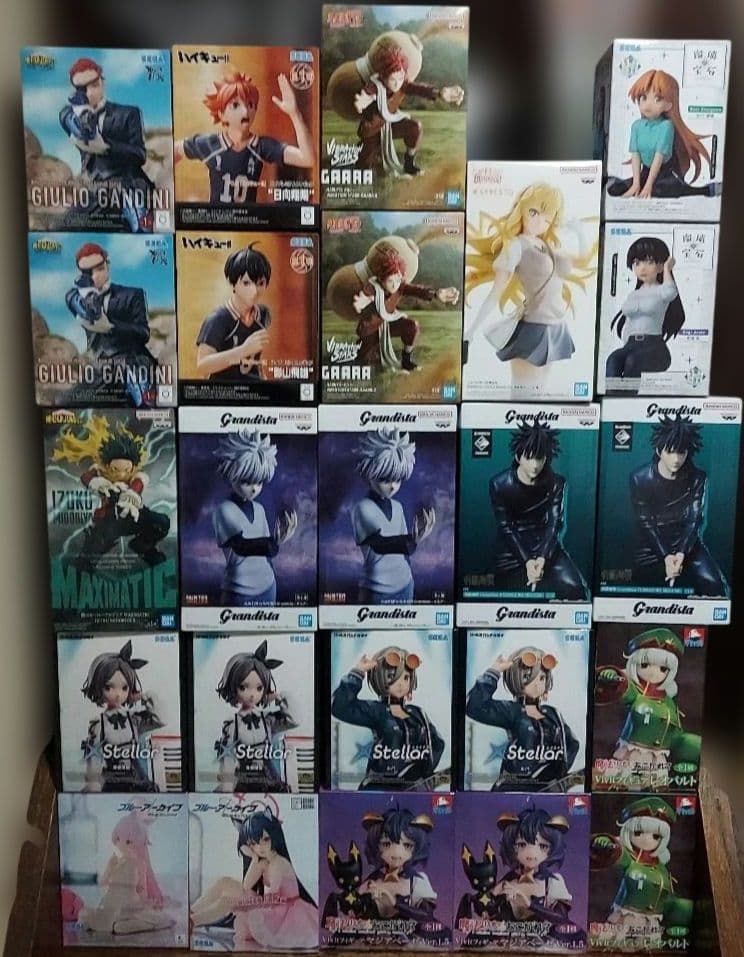 最新プライズフィギュア24個まとめ売り！