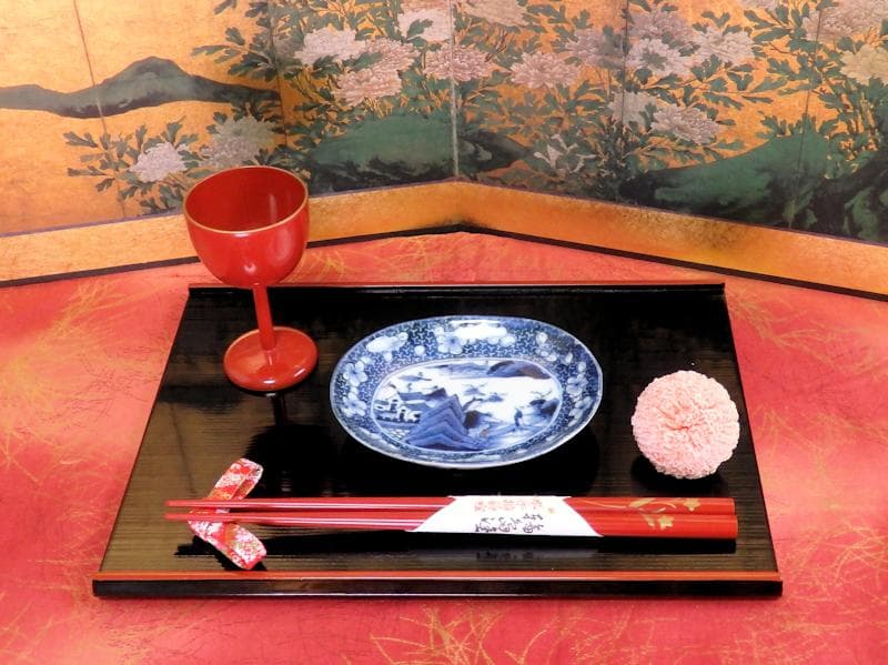 古伊万里　染付　墨弾き　梅に山村の図　手塩皿　A961AS-CWi