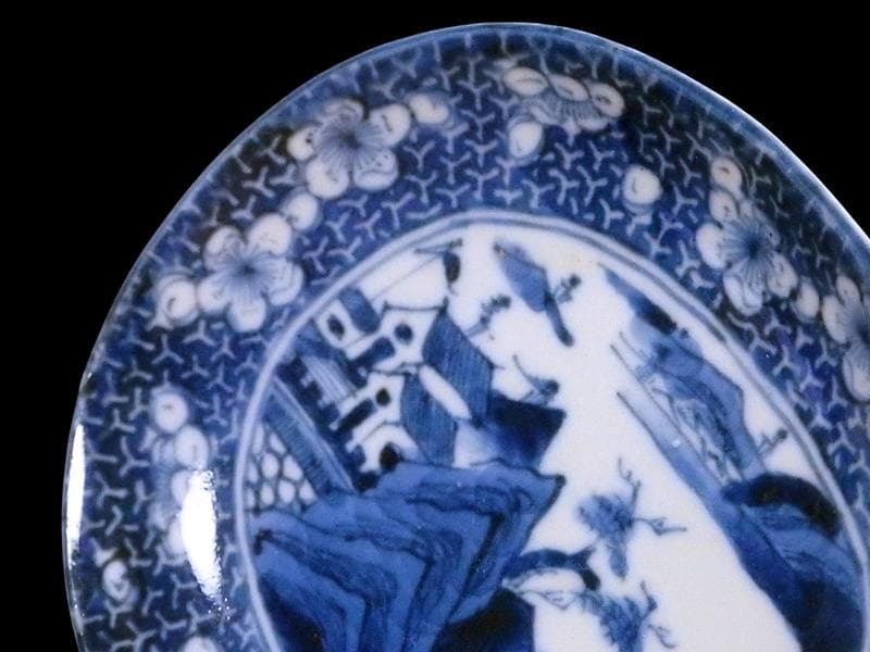 古伊万里　染付　墨弾き　梅に山村の図　手塩皿　A961AS-CWi