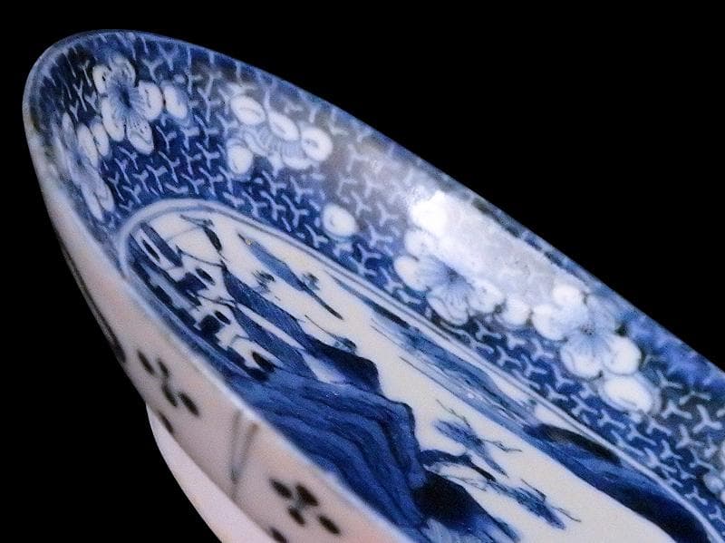 古伊万里　染付　墨弾き　梅に山村の図　手塩皿　A961AS-CWi