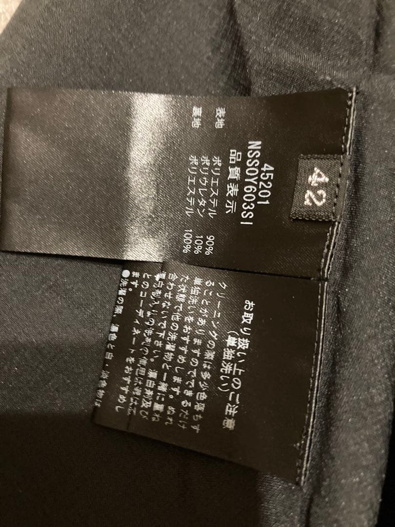 フォクシースカート４２サイズ希少❗️新品未使用２０２５年３月発売❗️定価５０６００円