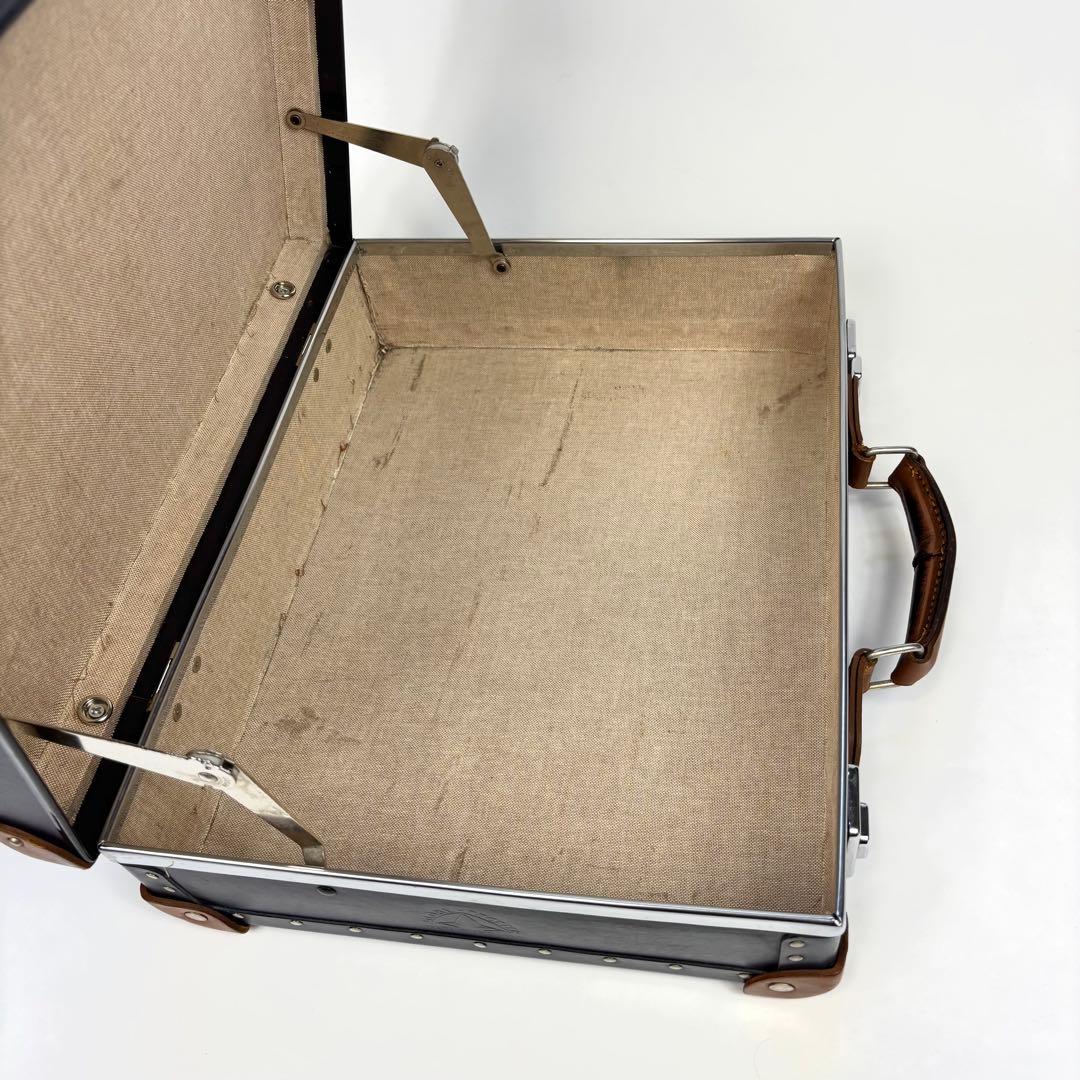 【日本数量限定】グローブトロッター ランドローバー コラボ スリムアタッシェ