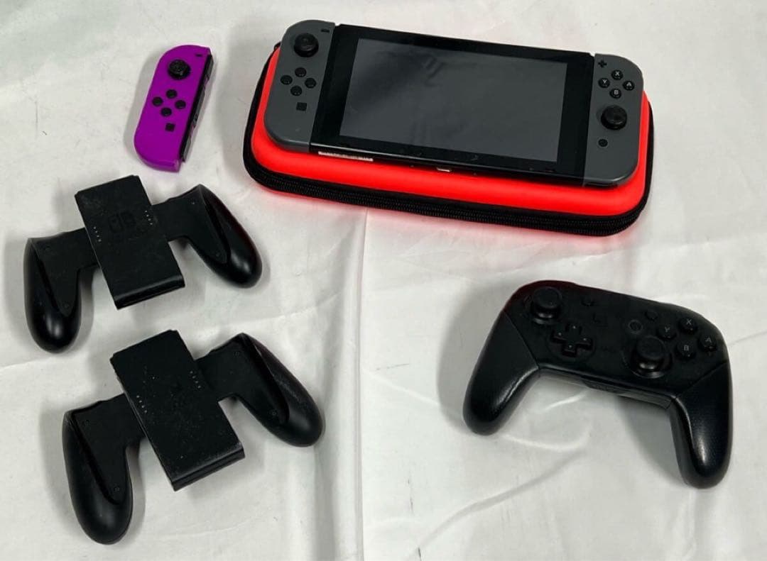 ニンテンドースイッチ　本体　Proコントローラー　Joy-Conグリップ2つ