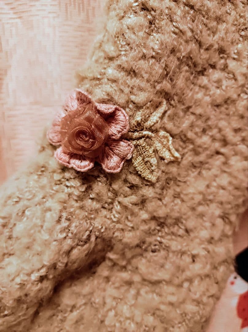 日本製株式会社ドロシー人形、花、バッグ刺繍レース使いコート