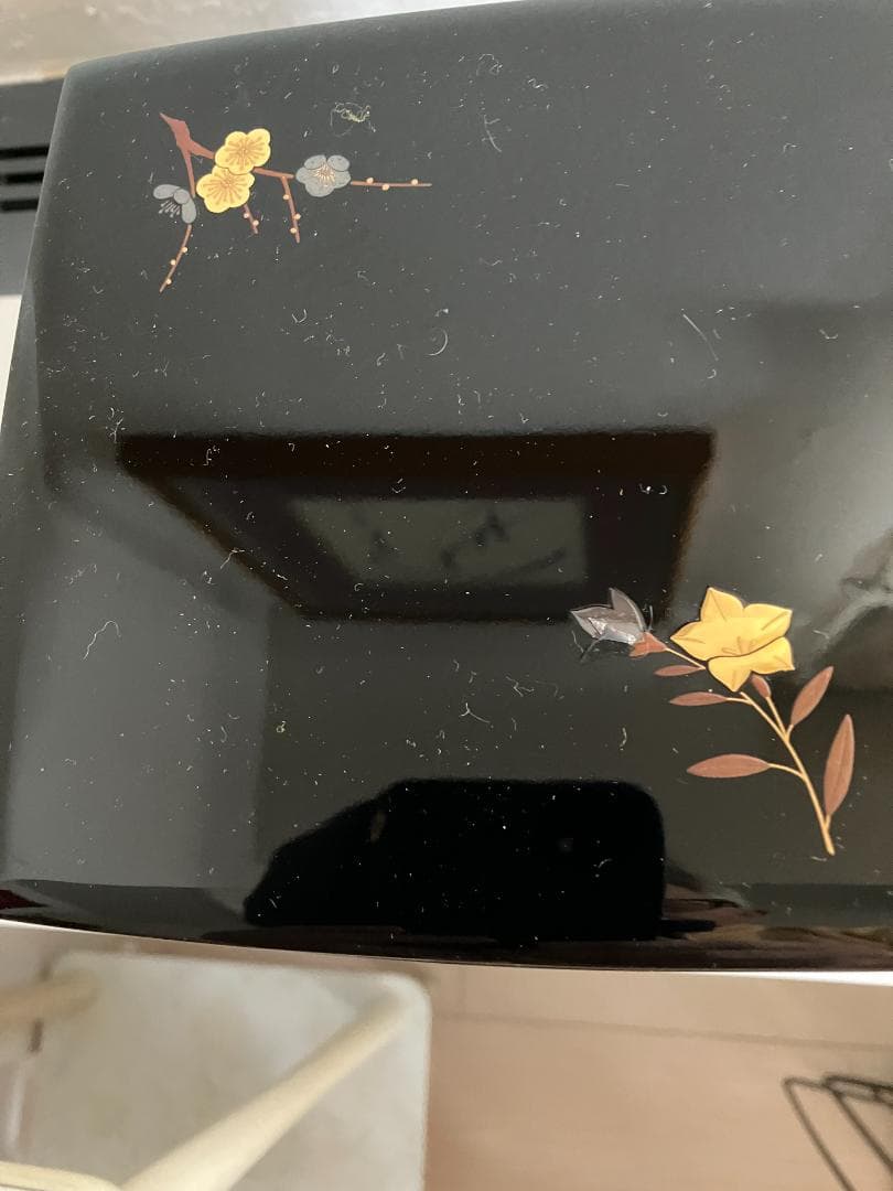 輪島塗　草花蒔絵三段重　　紙共箱