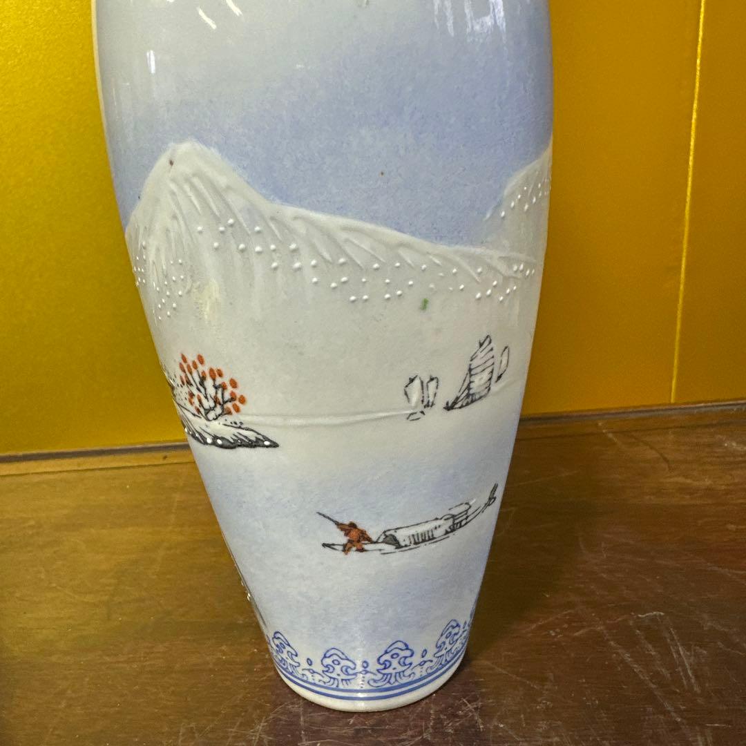 中国，景德镇，青白釉風景画花瓶