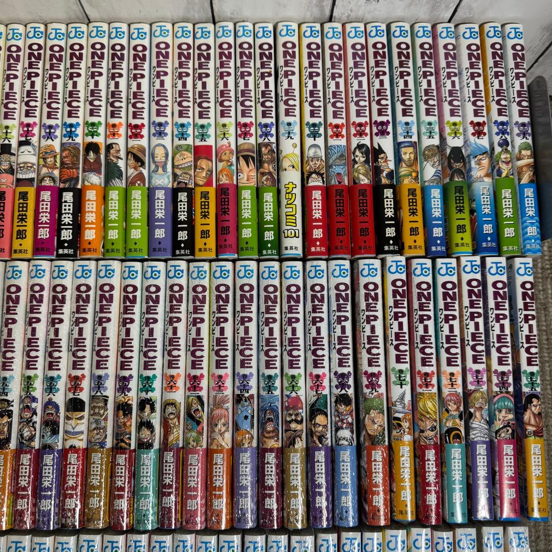 全巻初版 ワンピース1巻～113巻 ●帯、冊子、はがき●全巻セット ●半分新品●