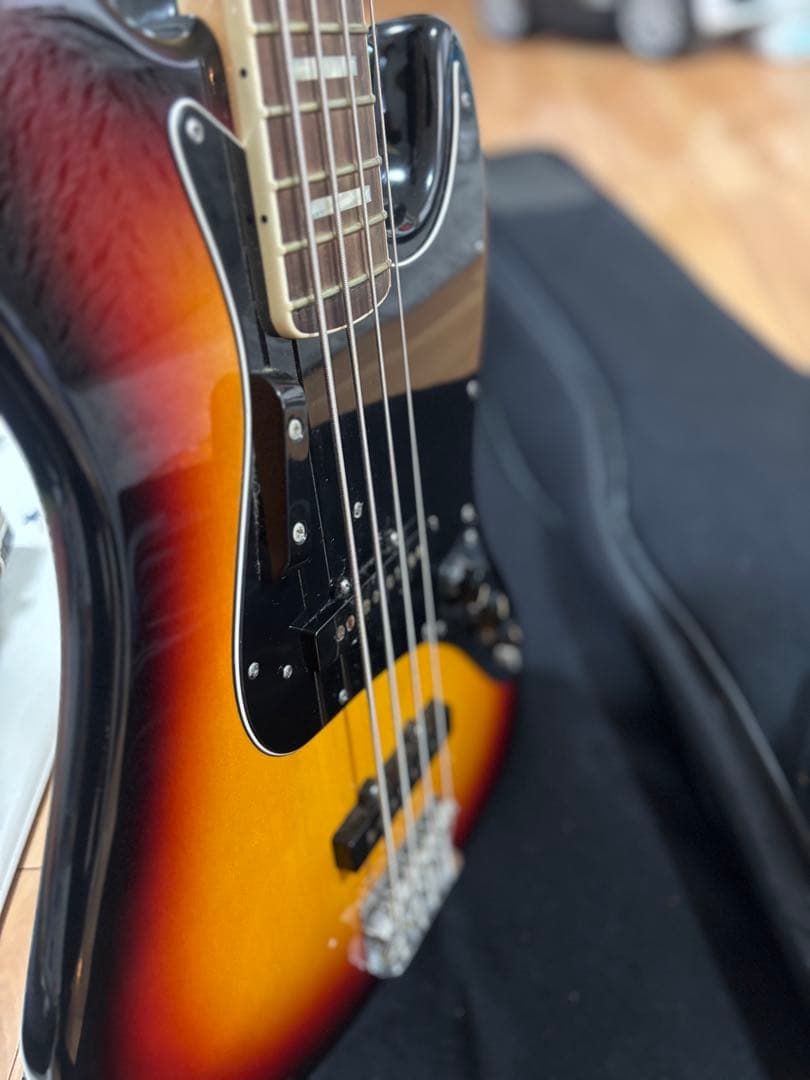 ベース Fender USA American Vintage