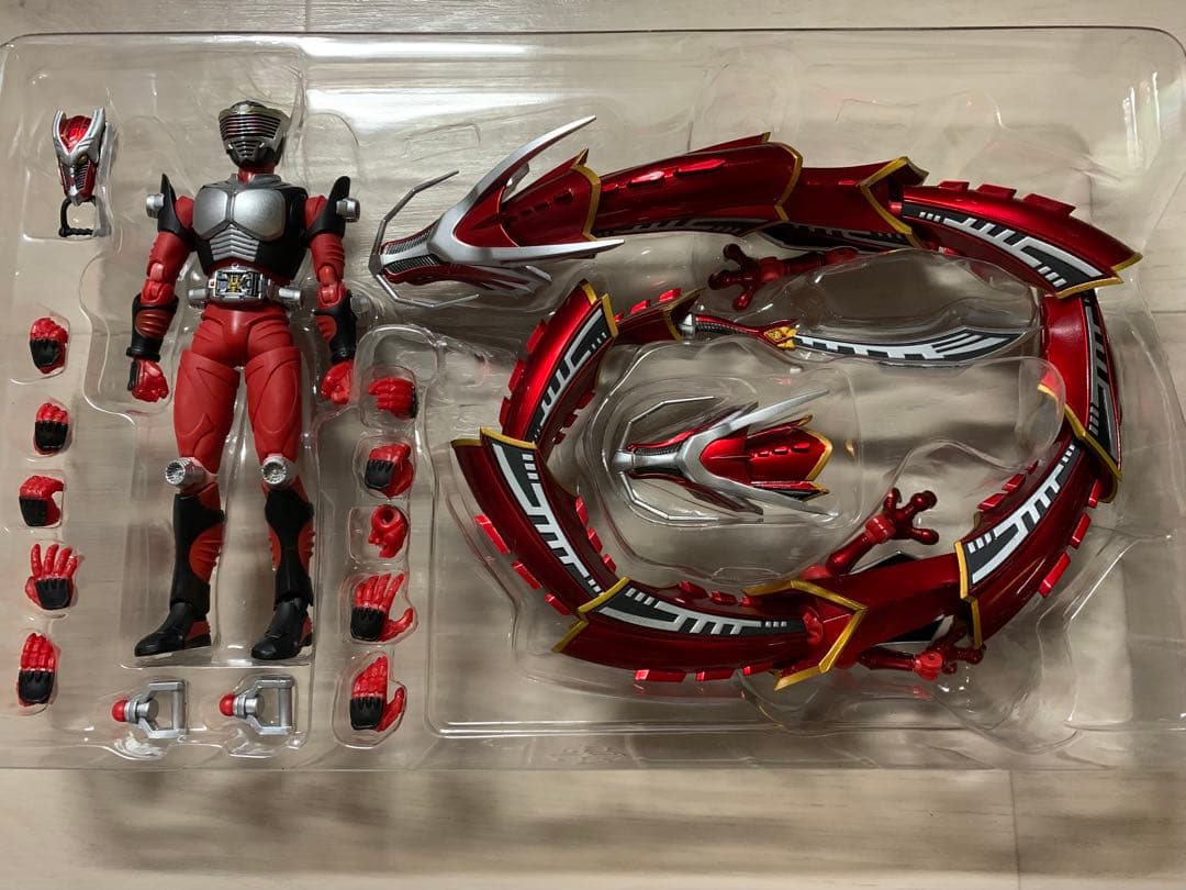 ナミ様 S.H.Figuarts 仮面ライダー龍騎 + figma +おまけ