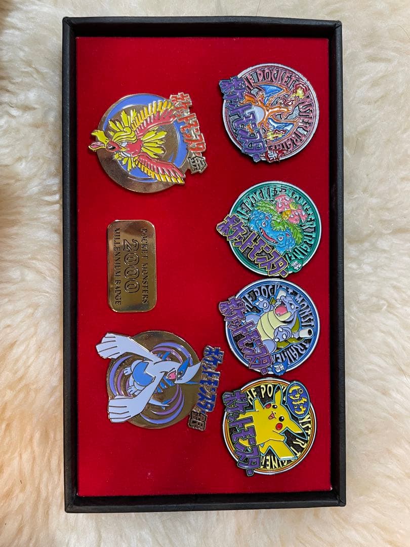 ポケットモンスター2000年ミレニアムバッジ