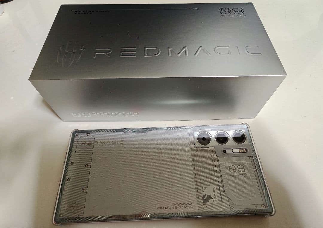 REDMAGIC 9 Pro日本版16GB/512GB fall