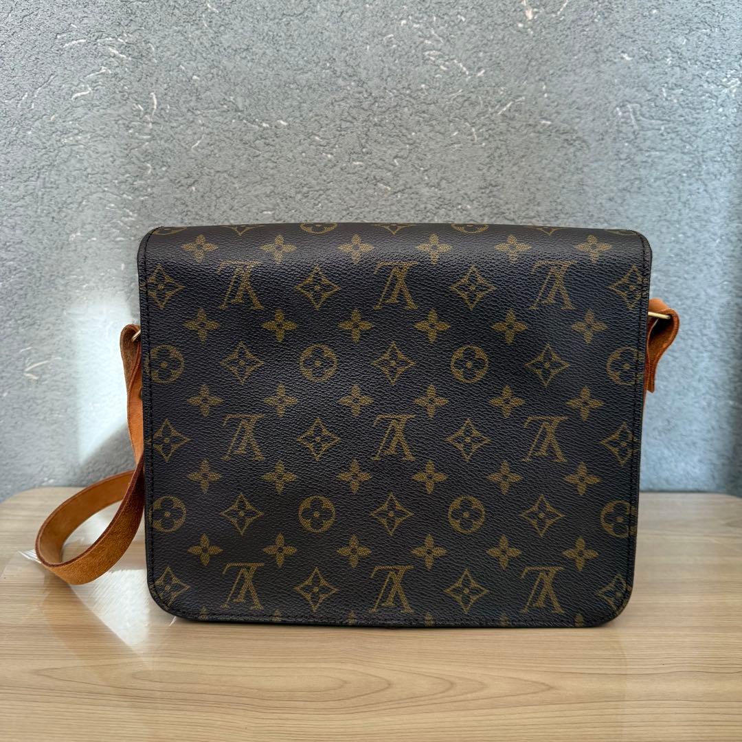 mｍczo 美品 ルイヴィトンLOUIS VUITTON カルトシエール