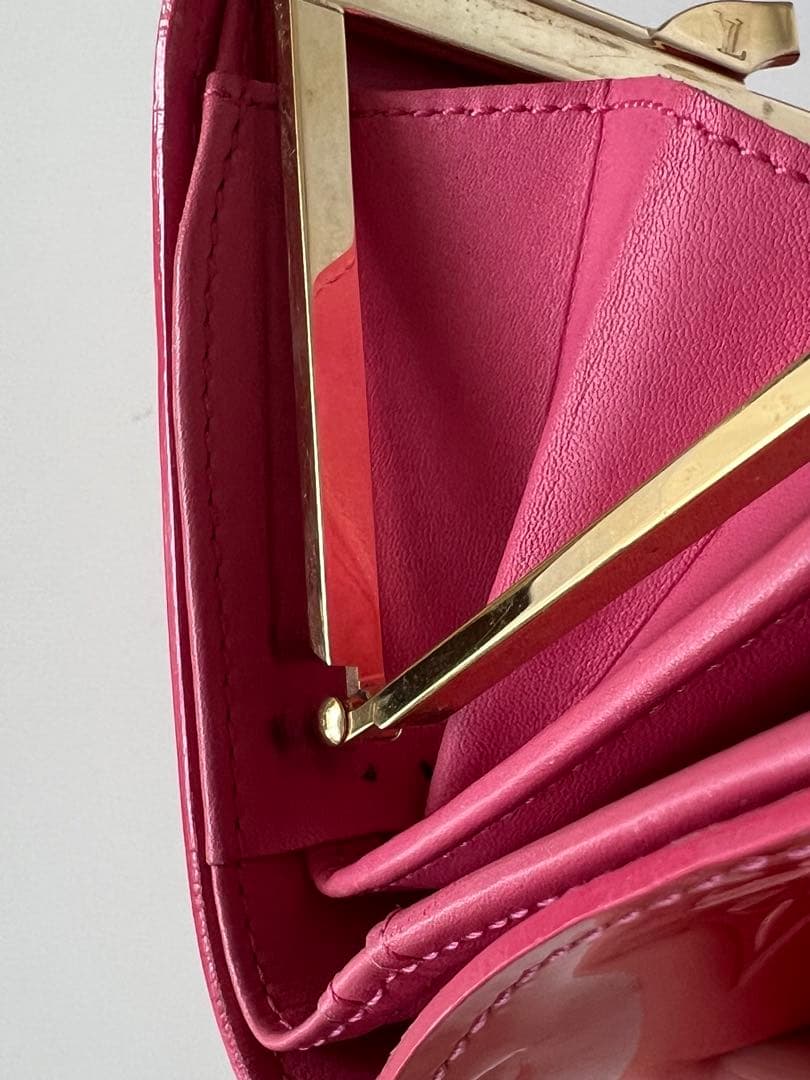 美品！ルイヴィトン　ヴェルニ　ポルトフォイユ　ヴィエノワ　がま口財布