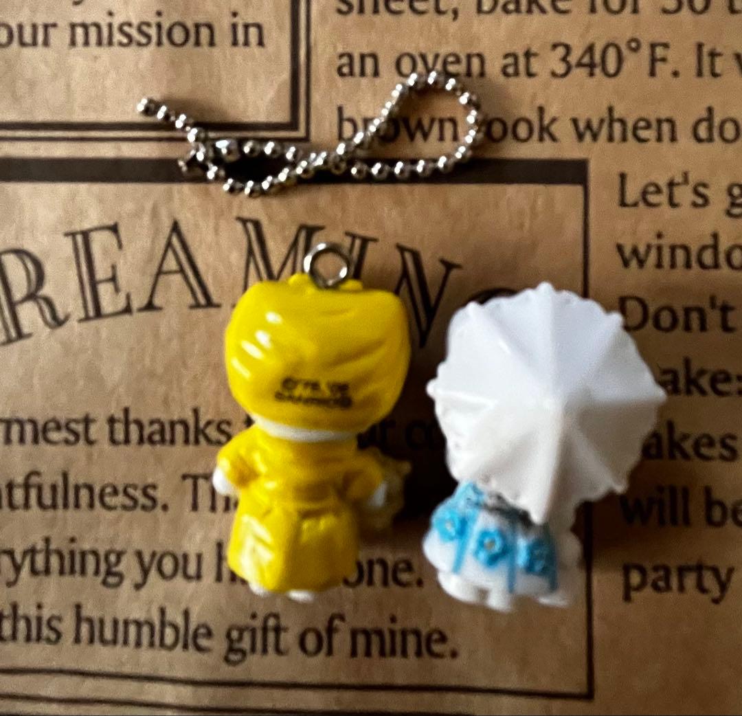 激レア◎キティ◎コレクターズマスコット◎犬とお散歩◎キーホルダー◎2個セット