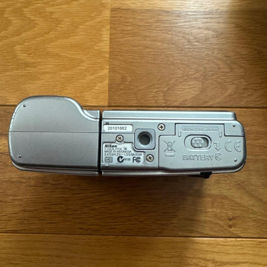 NikonクールピクスS4デジタルカメラcoolpix単三電池仕様レトロ