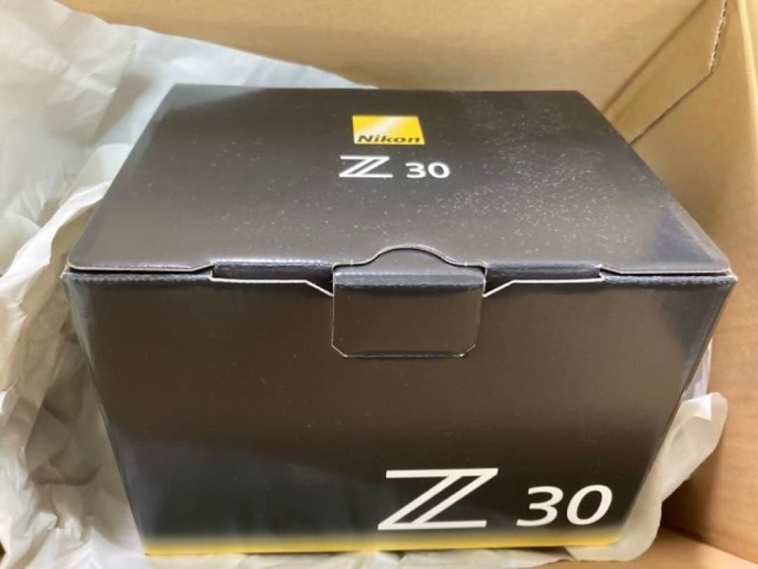 送料無料 Nikon Z30 Body ボディミラーレスカメラ