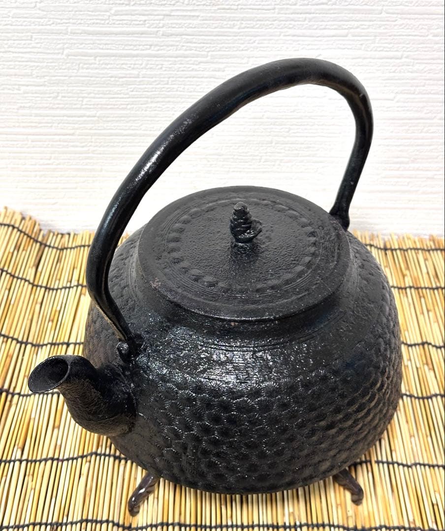 未使用品　南部光栄堂造　２８型　超大型鉄瓶　南部鉄瓶　南部鉄器　調理器具　鉄瓶