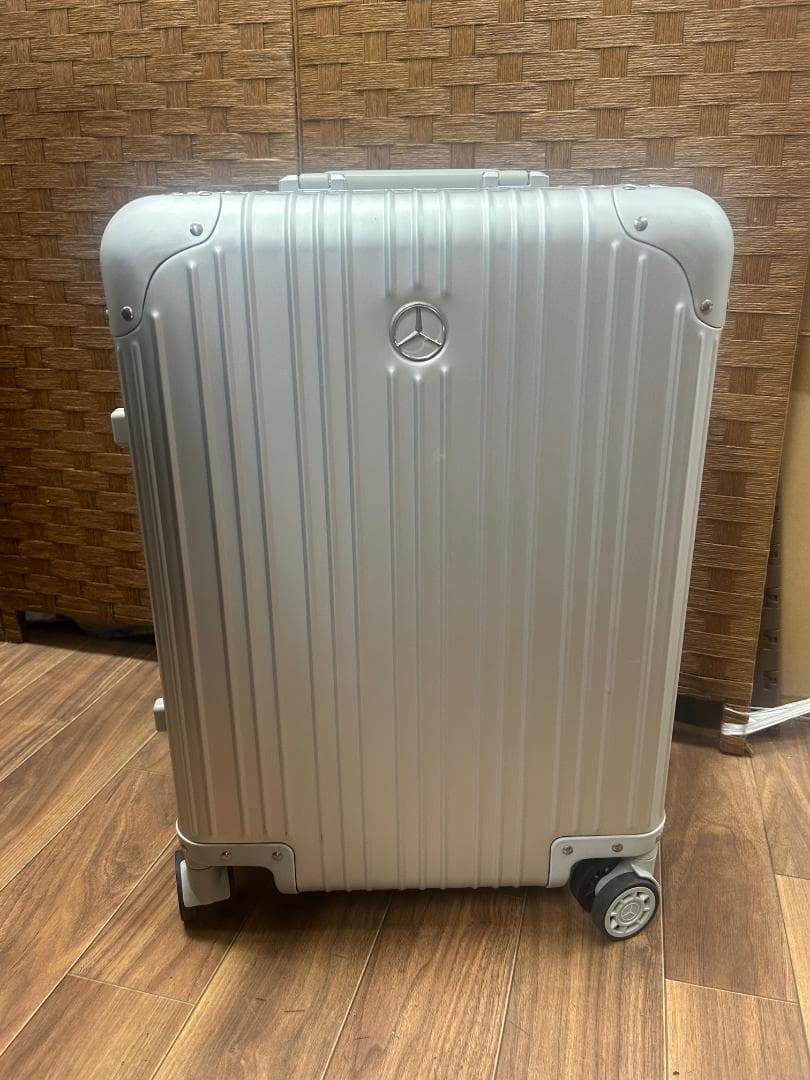 メルセデスベンツ アルミ スーツケース 32L