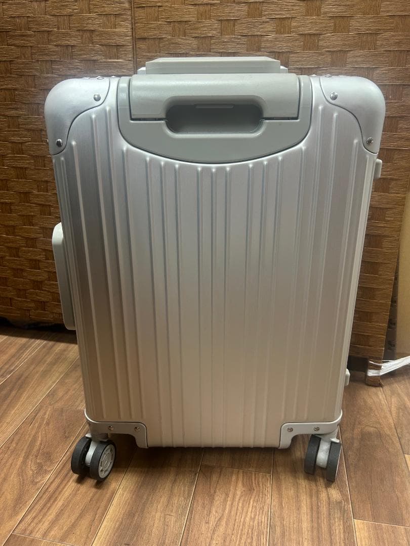 メルセデスベンツ アルミ スーツケース 32L