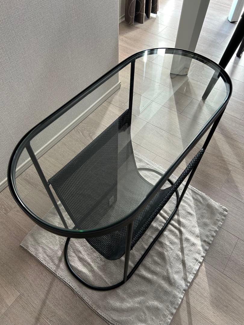 KARE メッシュジャーナルサイドテーブル